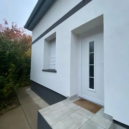 Apartman Apartment *