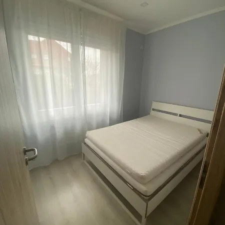 Apartment Apartman *